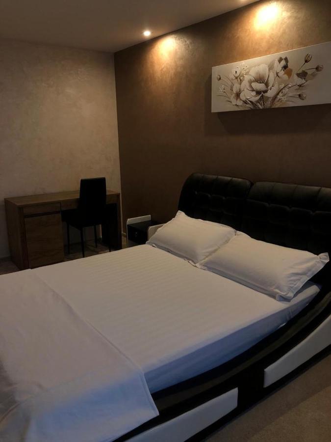 Cezara Apartment Galati  Ngoại thất bức ảnh