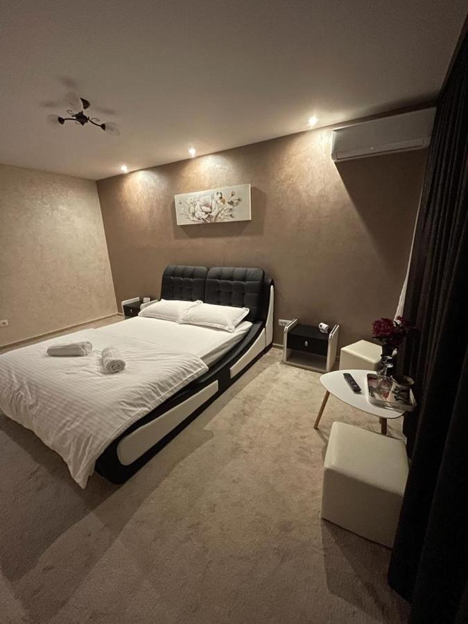Cezara Apartment Galati  Ngoại thất bức ảnh