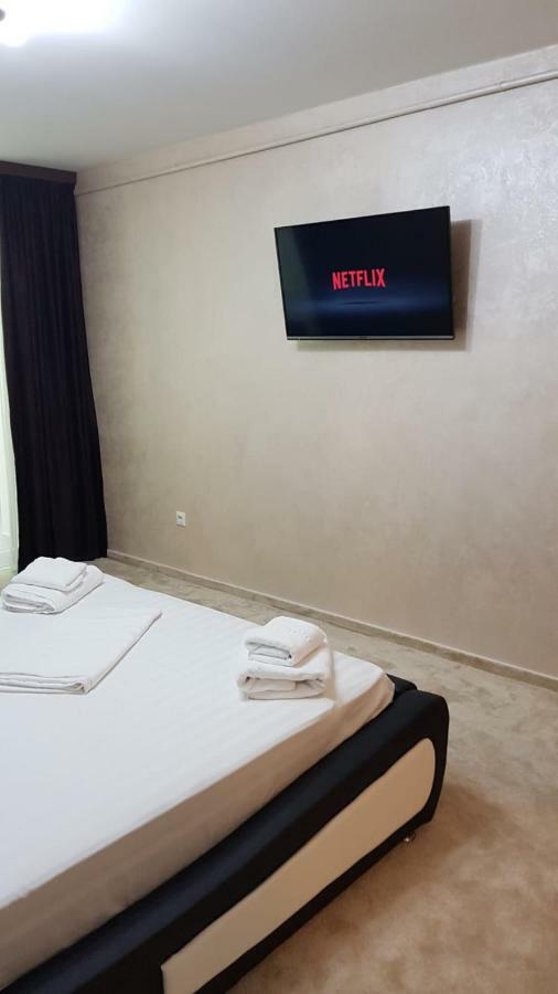 Cezara Apartment Galati  Ngoại thất bức ảnh